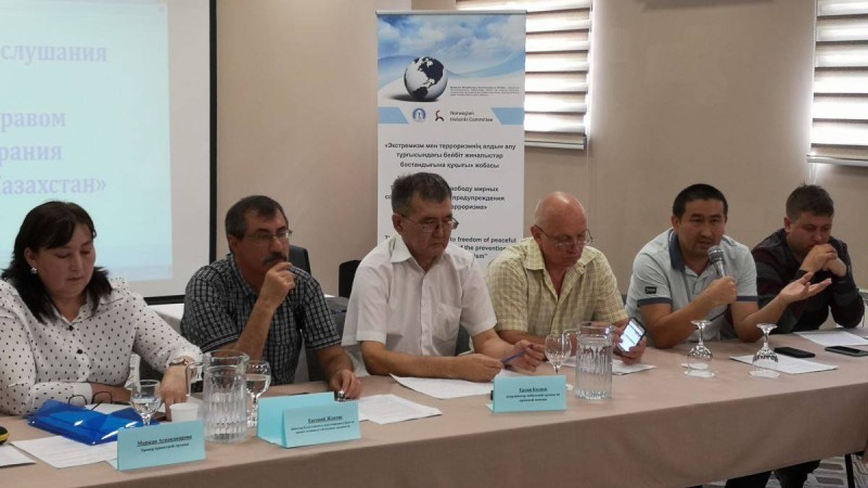 Алматыдағы қоғамдық тыңдауда бейбіт шеру өткізу мәселесін талқылады