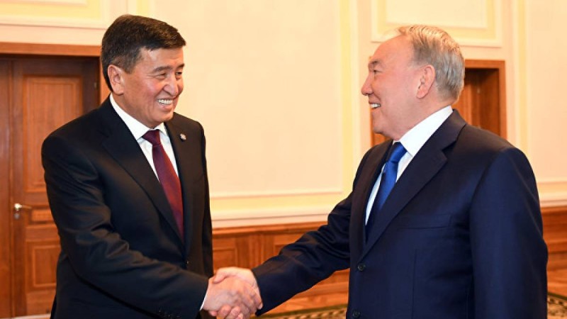 Нұрсұлтан Назарбаев пен Сооронбай Жээнбеков телефон арқылы сөйлесті