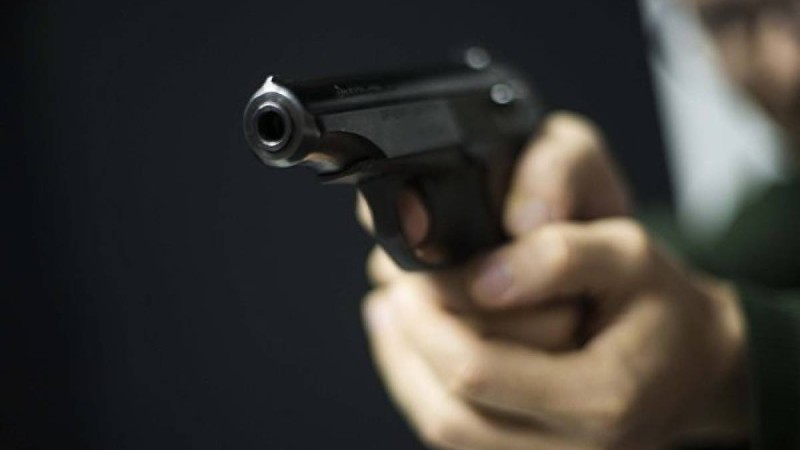 полиция бір топ адамды қолға түсірді