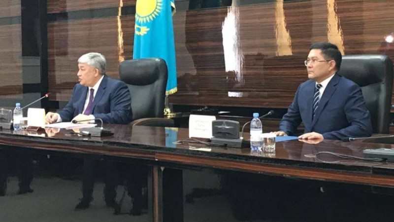 Шымкент әкімі Әбдірахымов қызметінен кетіп, орнына Айтаханов тағайындалды