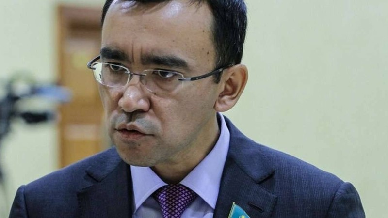 Мәулен Әшімбаев президенттің көмекшісі болып тағайындалды
Тиісті жарлыққа Қазақстан президенті қол қойды