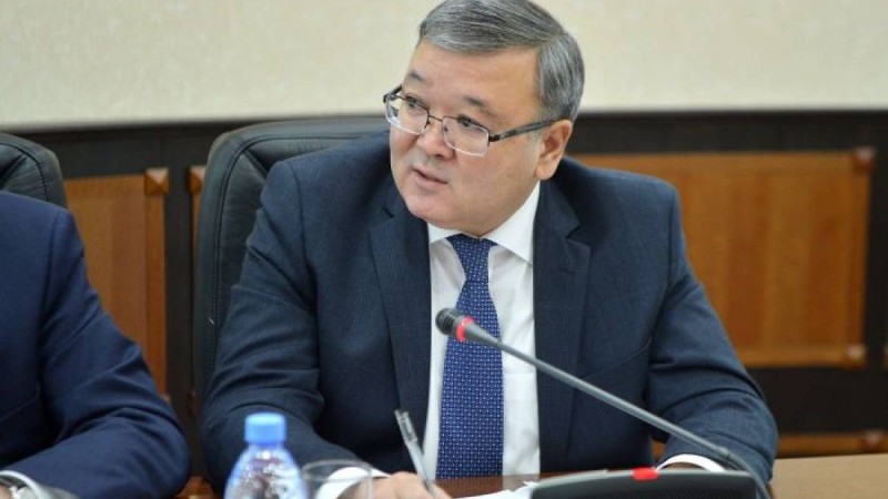 Асқар Бейсенбаев: қызметтері, лауазымдары, білімі, отбасы