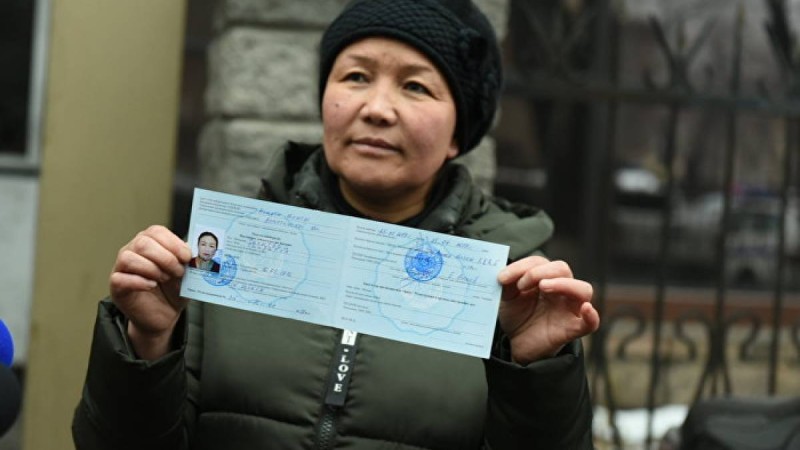 Сайрагүл Сауытбай Қазақстаннан кетті