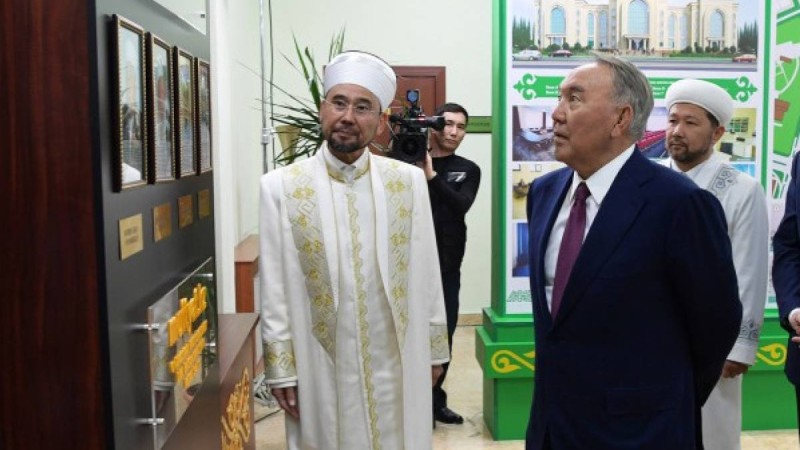 Мемлекет басшысы Қазақстан мұсылмандары діни басқармасына барды