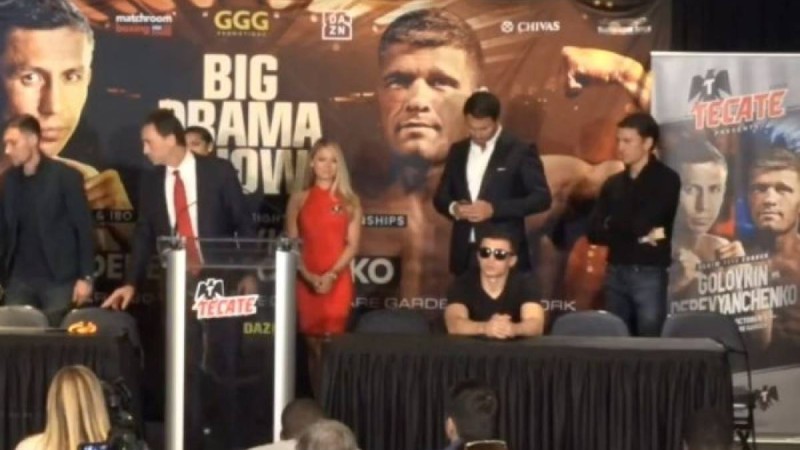 екі боксшы да журналистер алдына шықпады