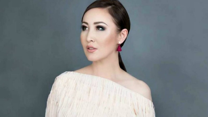 Гүлнұр Оразымбетова енесін жер қойнына тапсырғанын айтып, елді жылатты (видео) - Қазақстан жаңалықтары