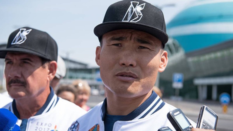 Қанат Ислам кім жеңетінін айтты