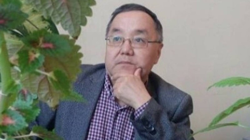 Көшеде қолын жайған полицияны көргенде, қайыр сұраған сыған әйелдері көз алдыңа келеді