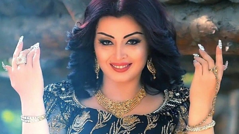 Туған күніне әріптестерін шақырған әншіге 500 доллар айыппұл салынды