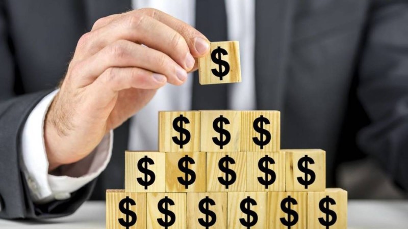 Қазақстандық әнші қаржы пирамидасын құрды деген күдікке ілінді