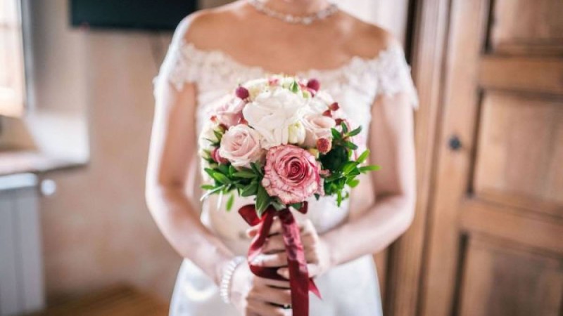 Анасы күйеуге шығып жатқанда, 7 жасар ұлының айтқан сөзі қонақтардың жүрегін елжіретті