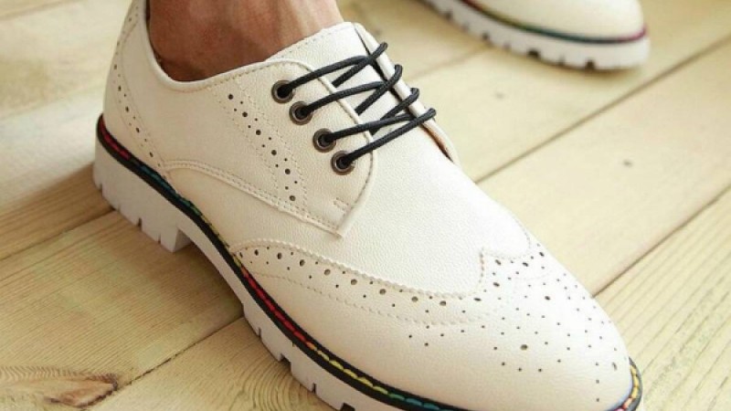 Ақ аяқ киімді қалай күту керек?