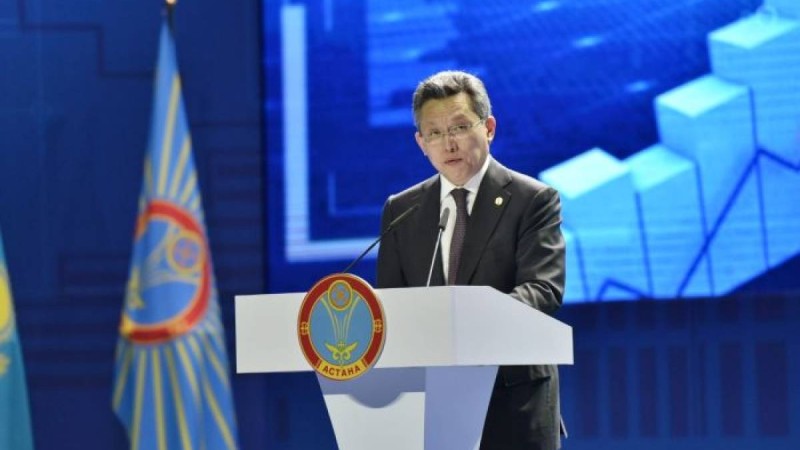 "Бұл жаза сіздерге аз сияқты!" Астана әкімі бірқатар шенеунікке шара қолданды