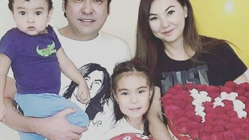 Мейрамбек Беспаевтың отбасылық видеосы жұрттың жүрегін елжіретті (видео)