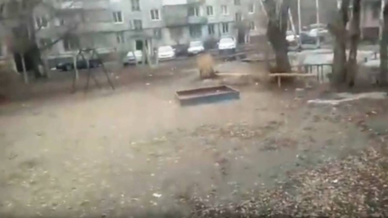 «Ойнайтын жер жоқ»: Өскемендік бала әкімге видеоүндеу жолдады (видео) - Қазақстан жаңалықтары