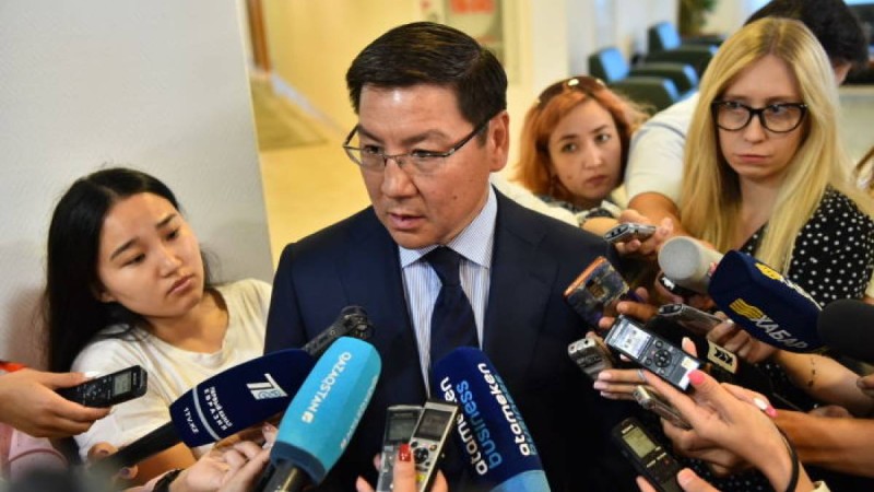 Министр Асқар Жұмағалиев қауіпсіздік сертификатын орнатты