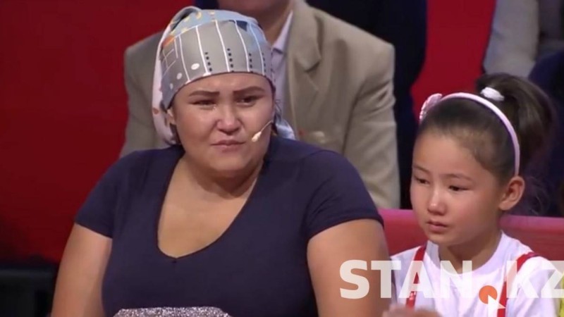 Алматылық азамат екі бөлмелі үйін көпбалалы анаға сыйлап, өзі пәтер жалдап жүр - Қазақстан жаңалықтары