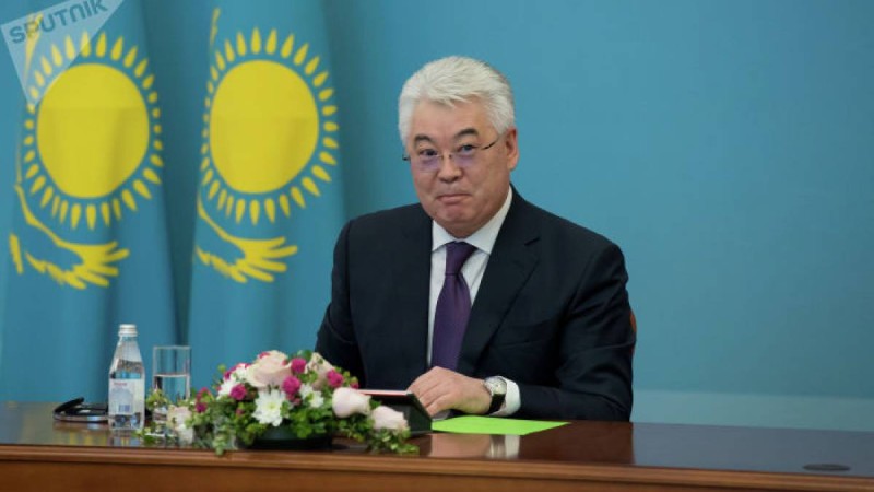 Сыртқы істер министрі Бейбіт Атамқұлов туралы не білеміз: өмірбаяны мен қызық деректер