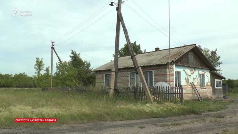 Жапандағы жалғыз үй. Қариялар қаңырап қалған ауылдан көшпей отыр
