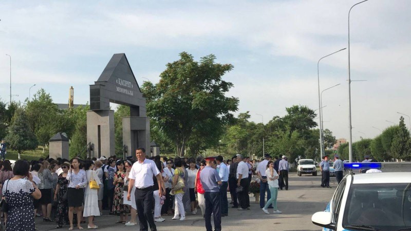 Шымкентте қуғын-сүргін және ашаршылық құрбандарын еске алу митингісі өтті