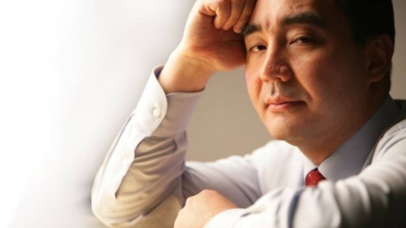 Әдiл Тойғанбаев. Бізге халықты көтере алатын партия жетіспейді