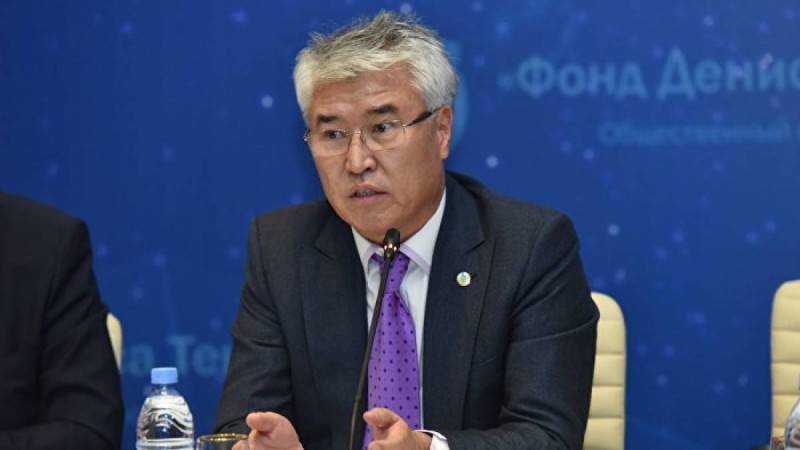 Арыстанбек Мұхамедиұлының өмірбаяны