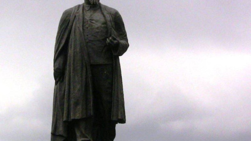 Тоқаев Абайдың мерейтойын атап өту туралы жарлыққа қол қойды