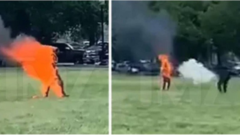 ​Ақ үйде ер адам өзін жағып жіберді