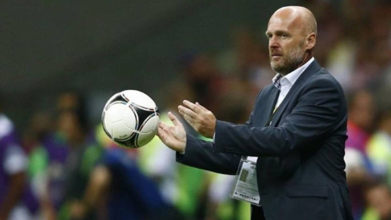 36 футболшы ұлттық құрама қатарында