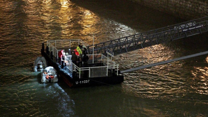 Будапештте туристік қайық аударылып, кем дегенде жеті адам суға кетті