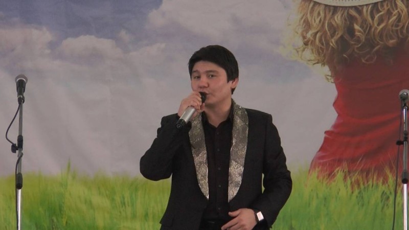 Бейбіт Қорған жетім балалардың көңілін көтерді - Қазақстан жаңалықтары