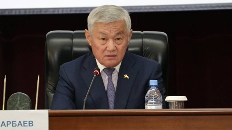 Бердібек Сапарбаевтың өмірбаяны: отбасы, қызметі, марапаттары