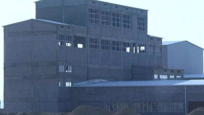 Сот құрылысын тоқтатқан Қытай зауыты заңға бағынбай ма?