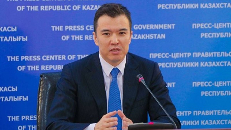 Руслан Дәленовтің өмірбаяны