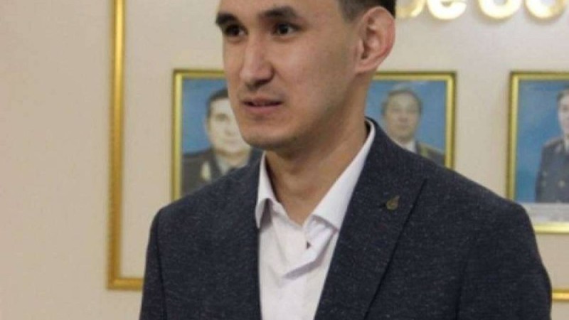 Ақтөбедегі теракті кезінде жараланған полицейге пәтер сыйға тартты - Қазақстан жаңалықтары