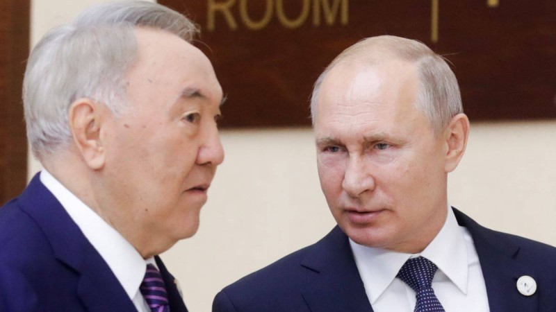 Президенттіктен кеткен Назарбаевтың атағы көбейді