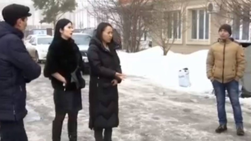 «Әбу-Даби Плаза» төңірегіндегі дау: Астанада 45 адам бір-ақ түнде жұмыссыз қалды - Қазақстан жаңалықтары