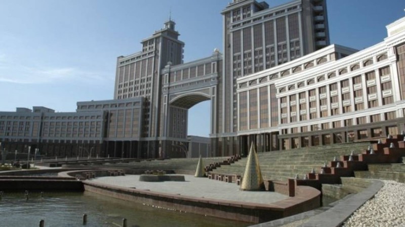 Назарбаев бірқатар министрліктерді біріктірді