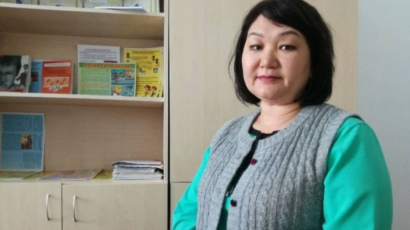 астаналық ұстаз қалай мың доллар алып отырғанын айтты