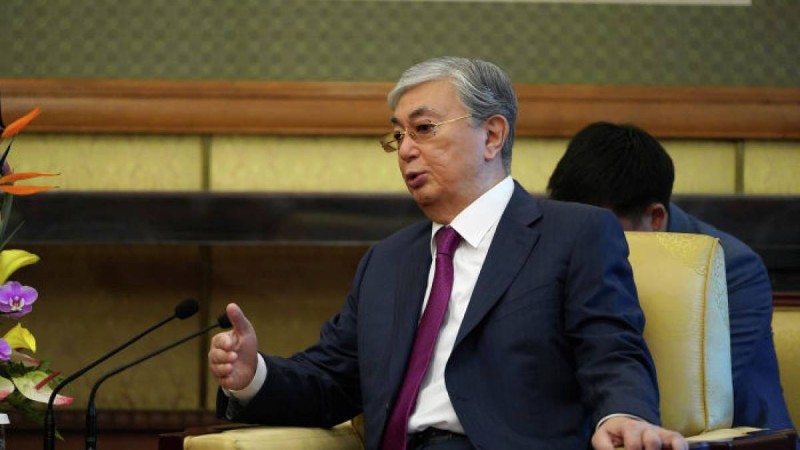 Ресейлік дипломат Тоқаев қытай тілінің арқасында қандай ерлік жасағанын айтты