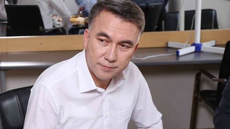 Есен Елеукен қазақтың тойын неге ұнатпайтынын ашық айтты