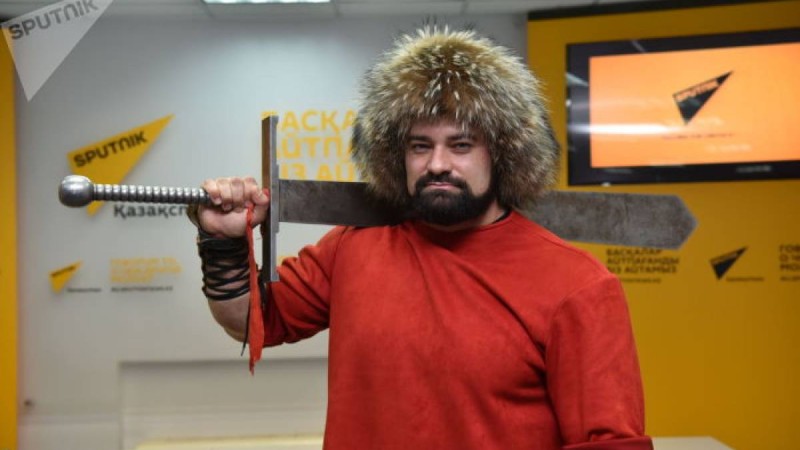 танымал балуан алып күшке ие болудың құпиясымен бөлісті