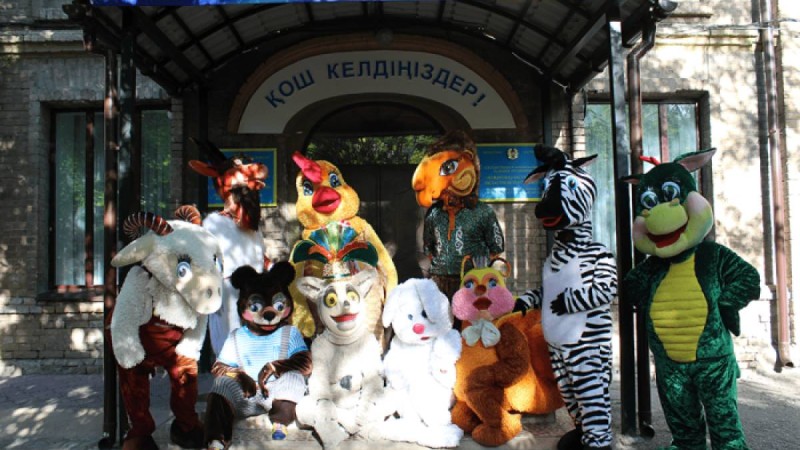 Оңтүстік Қазақстан облыстық қуыршақ театры туралы мәлімет: құрылу тарихы мен жетістіктері