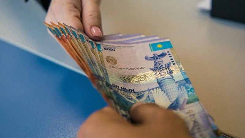 20-дан астам кеден қызметкері пара алды деп күдіктелуде
                                Тінту барысында олардан қылмыстық жолмен алынған шетелдік және ұлттық валютадағы үлкен көлемде ақша алынған