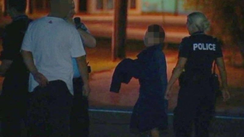 Әкесінің тапаншасымен ойнаған бала қарындасын атып алған