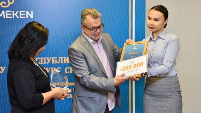 Павлодарлық журналист Sputnik Қазақстанның арнайы жүлдесін алды