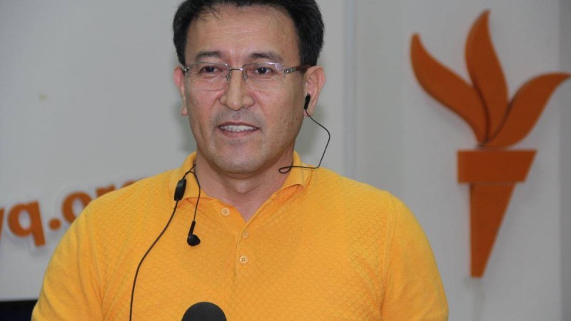 Полиция Арыстан хабар таратқан Азаттық тілшісіне "сұрақтары бар" екенін айтты