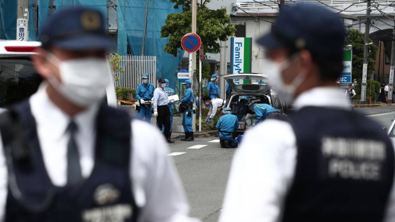 Жапония белгісіз азамат 19 адамды пышақтап, кем дегенде бір адам өлді