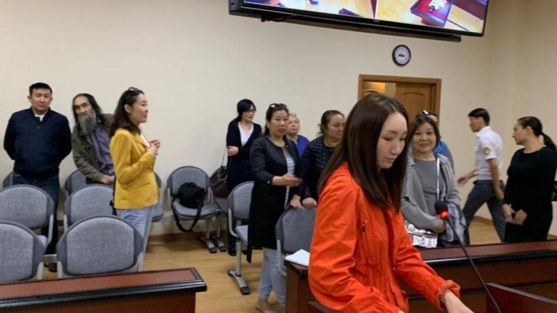 Астанада апелляциялық сот митингіден соң жазаланған анаға шыққан шешімді өзгертпеді