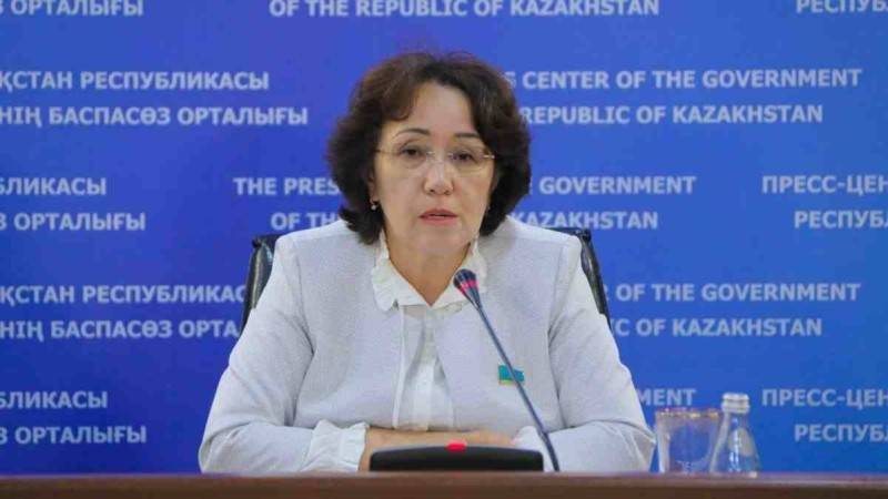 Депутат кәмелетке толмаған балаларын митингіге апаратын ата-аналарды жазалауды ұсынды
Депутаттар мұны кәмелетке толмағандардың құқықтарының айқын бұзылуы деп бағалады